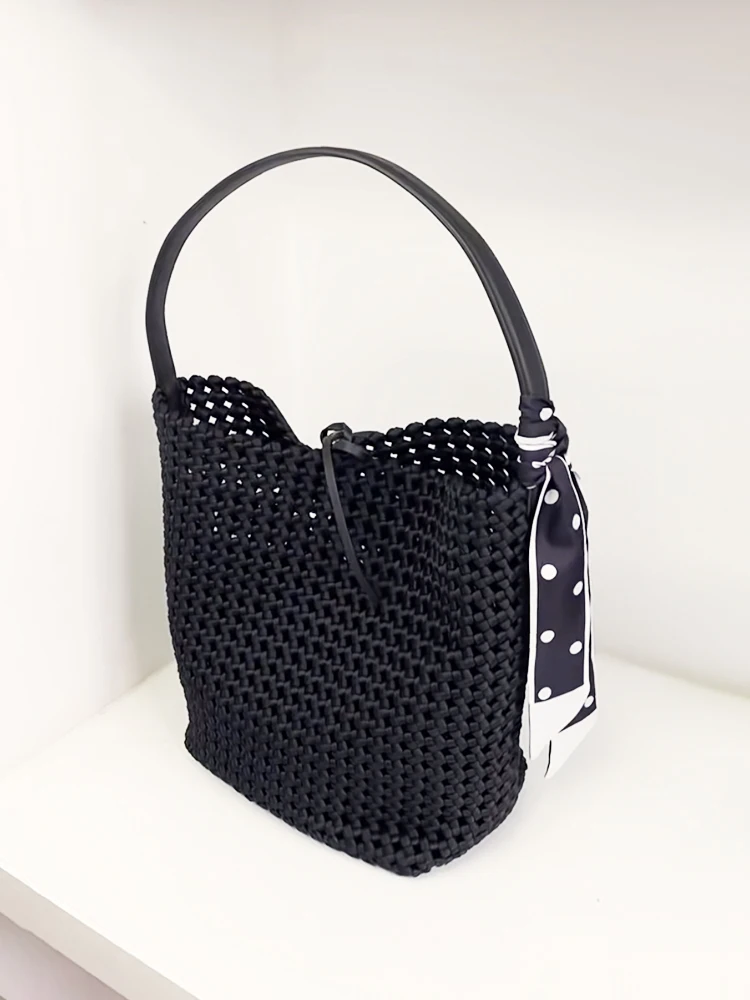 

Large Capaci Woven Leather Tote Bag Handheld oulder Bag Hollow out Design Buet ape Briti Sle Soft Handle Bag