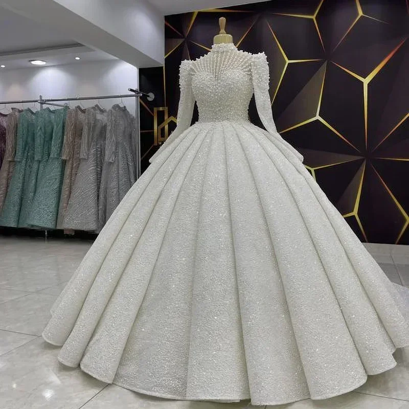 Customized White Pearls Wedding Dresses High Collar Long Sleeves Ball Gowns Beads Sequined Garden/Beach Bride Dress Vestidos de