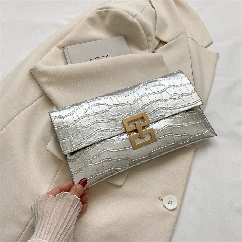 Fashionable Retro Envelope Bag For Women 2023 New Elegant, Casual, Simple, Handheld Bag For Fashion Retro Bag For Women