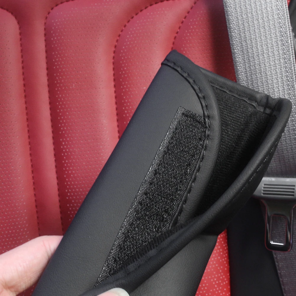 مضيئة ليلة سيارة حزام الأمان الكتف حامي غطاء ألياف الكربون حزام الأمان الكتف الحشو وسادة لشيري اكسسوارات السيارات #5