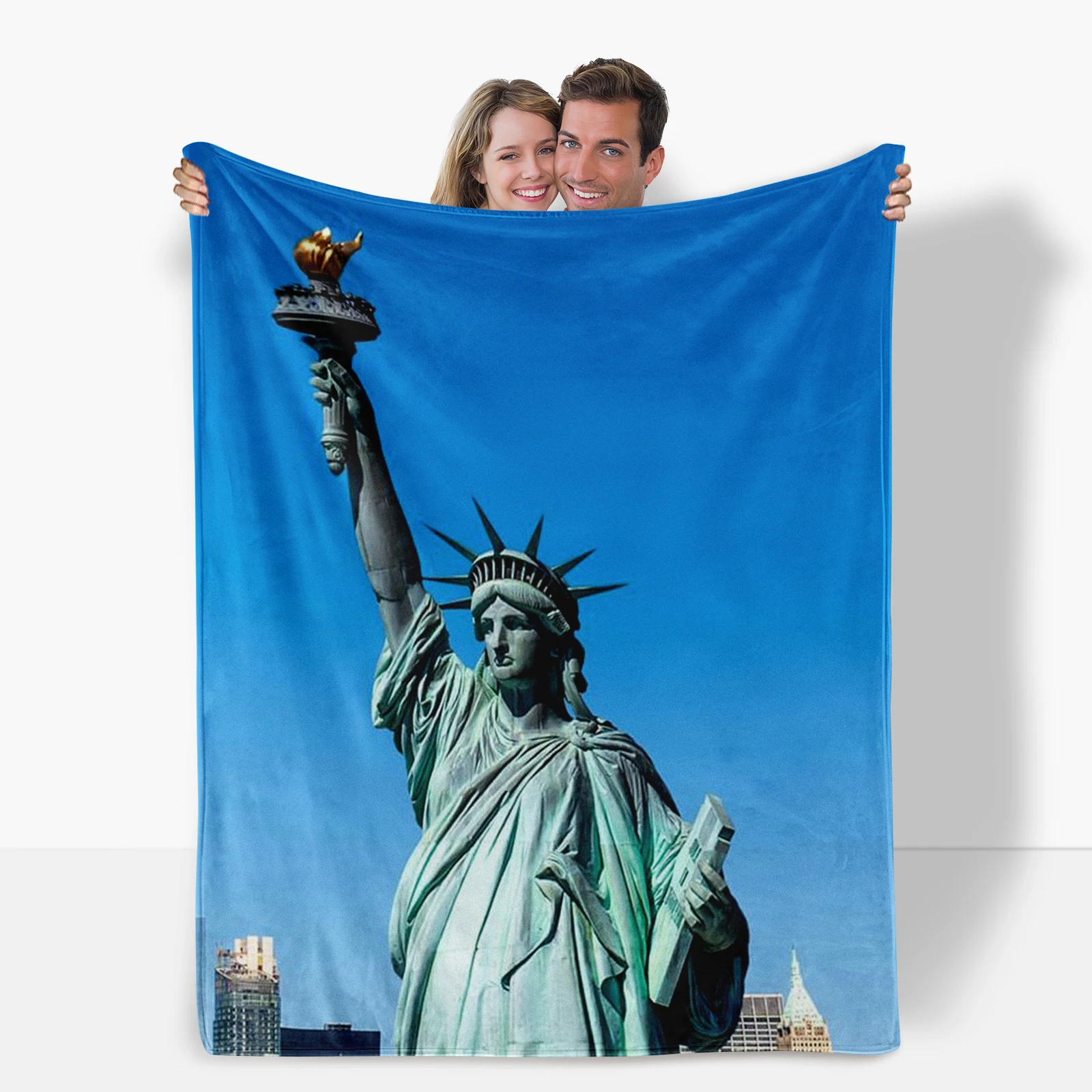 Statue Of Liberty Landmark Pattern Blanket A Wonderful Gift For Friends And Family Soft And Visually Appealing Design