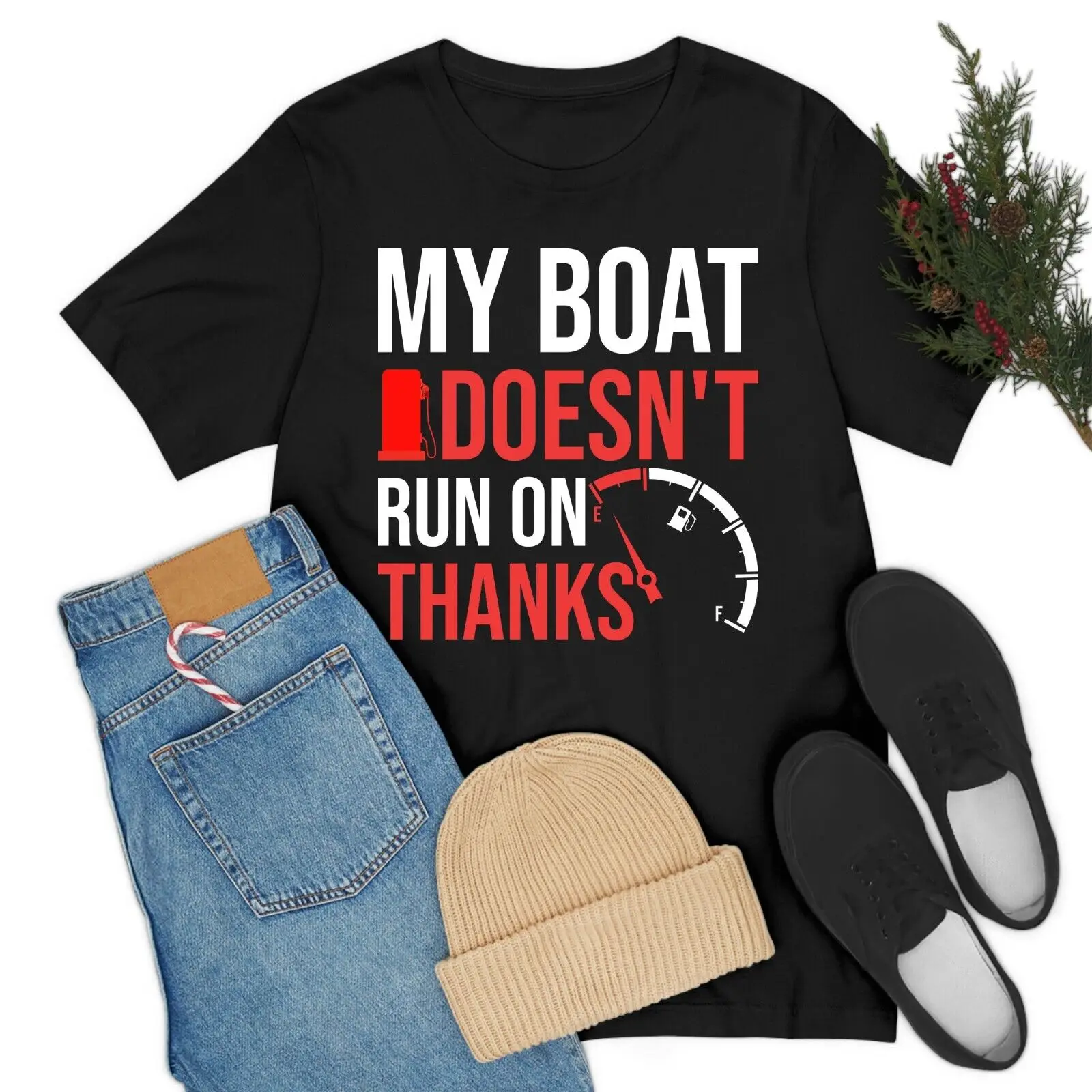 

My Boat Doesn't Run on Thanks Funny Boating Vintage Sarcastic T-Shirt