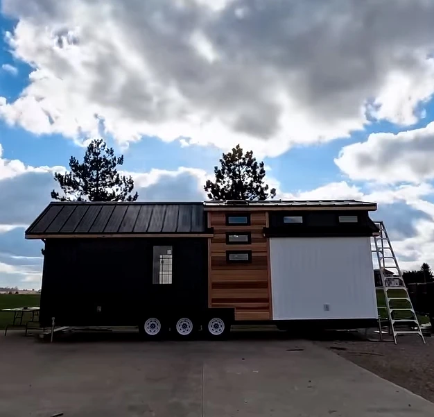 Customizable Mobile Metal Roofed Integrated Houses Tiny Home
