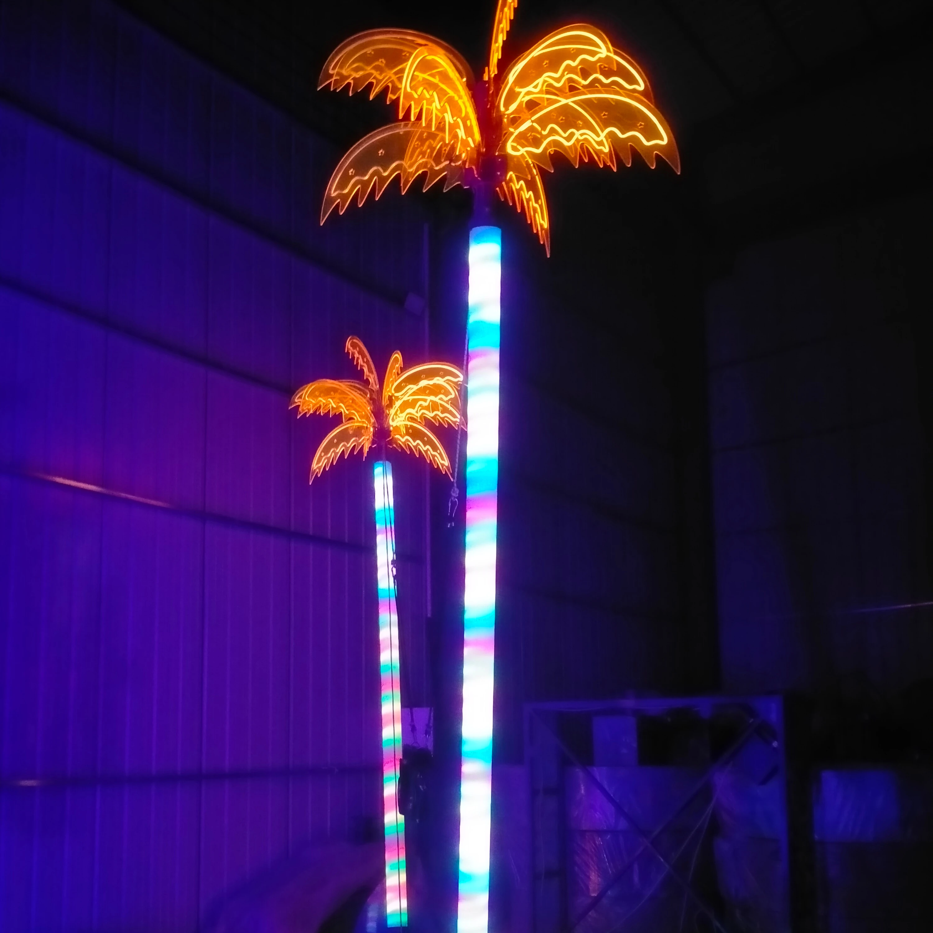 

Manufacturers Sell Customized Coconut Tree Bungee Trampoline Children's Leisure and Entertainment Plaza