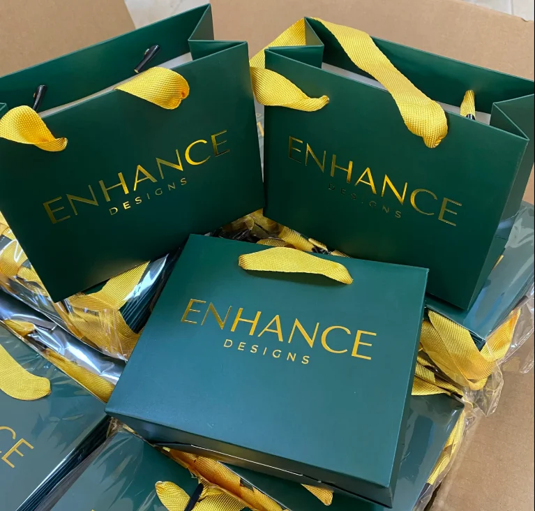 

Custom Printed logo Luxury Clothing Shopping Paper Bags Boutique Recyclable Gift Bag