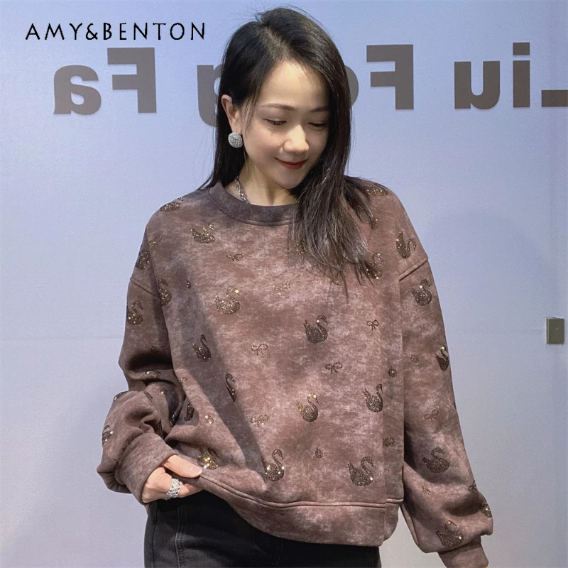 

Autumn Winter Fashion Unique Drop Shoulder O-Neck Pullover Sweatshirt Ladies Rhinestones Short Loose Thickened Fleece Hoodies