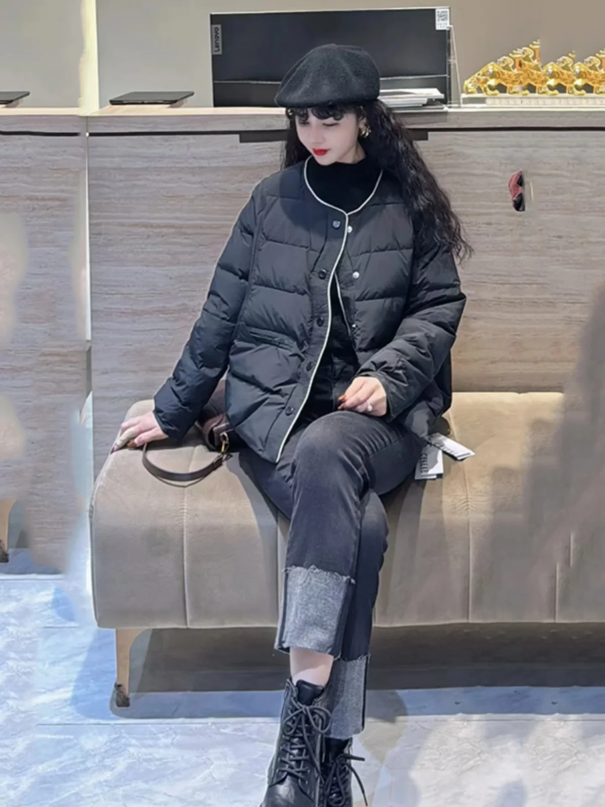 

Faionable round Ne ort Thiened down Cotton Jaet Women's Winter New Sle Loose Slimming Warm Outerwear