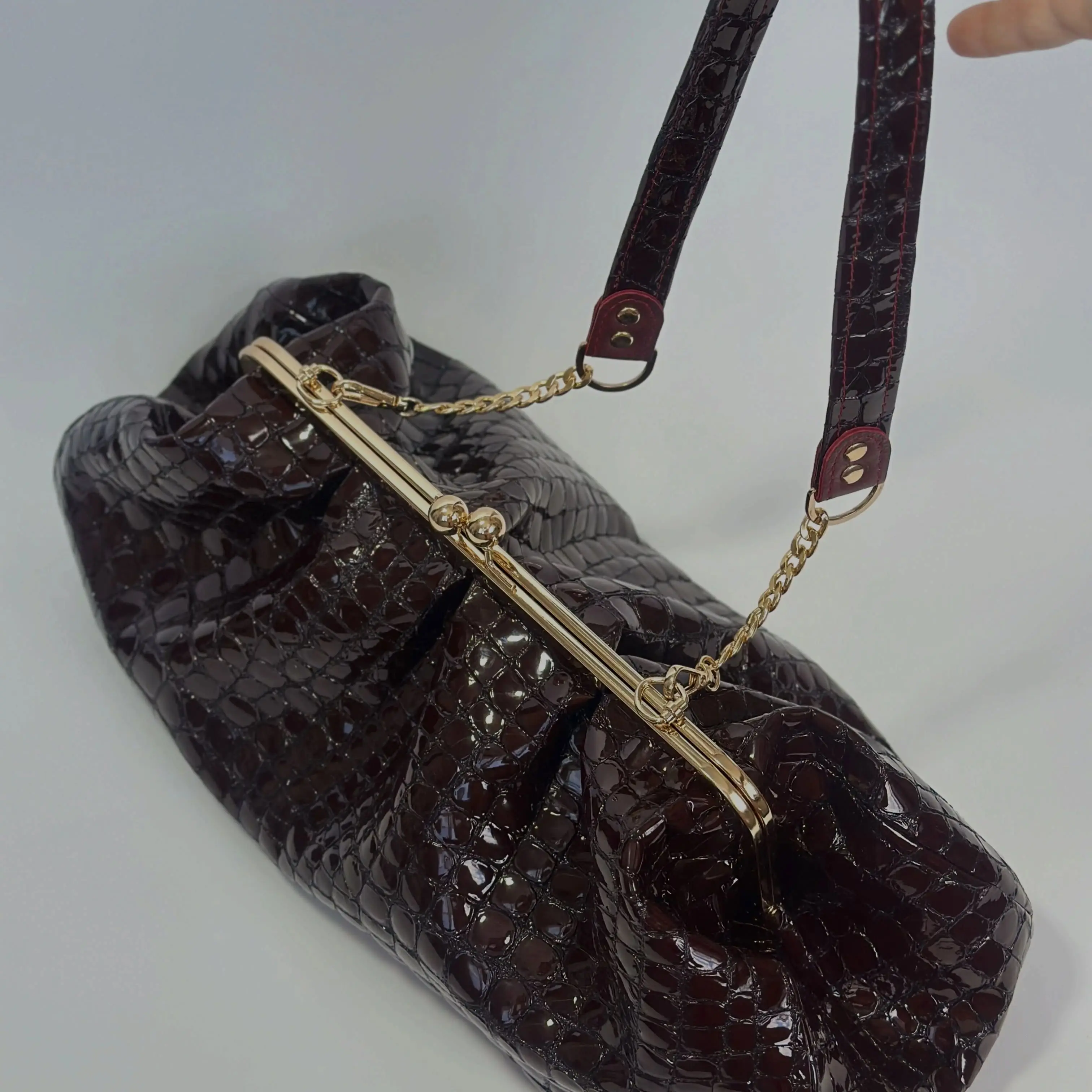 LOST IN VINTAGE Artificial Leather Black Crocodile Bag with Textured Big-Balls Kiss-lock Large Purse Puffy Clutch 42x25x13cm