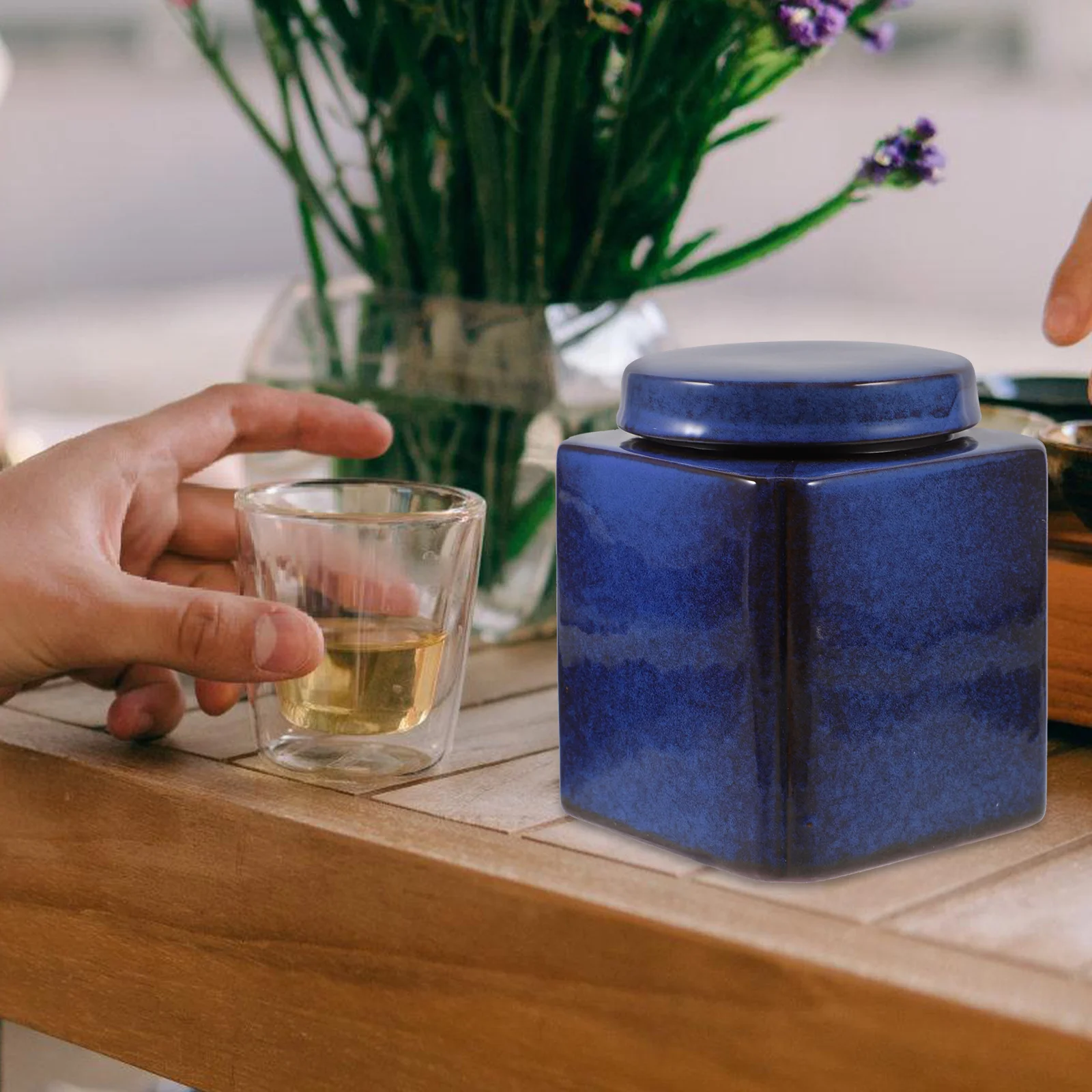 

Ceramic Tea Leaf Canister Airtight Sealing Lid Dry Storage Container for Home Office Kitchen Food Tea Can Food Storage Jar