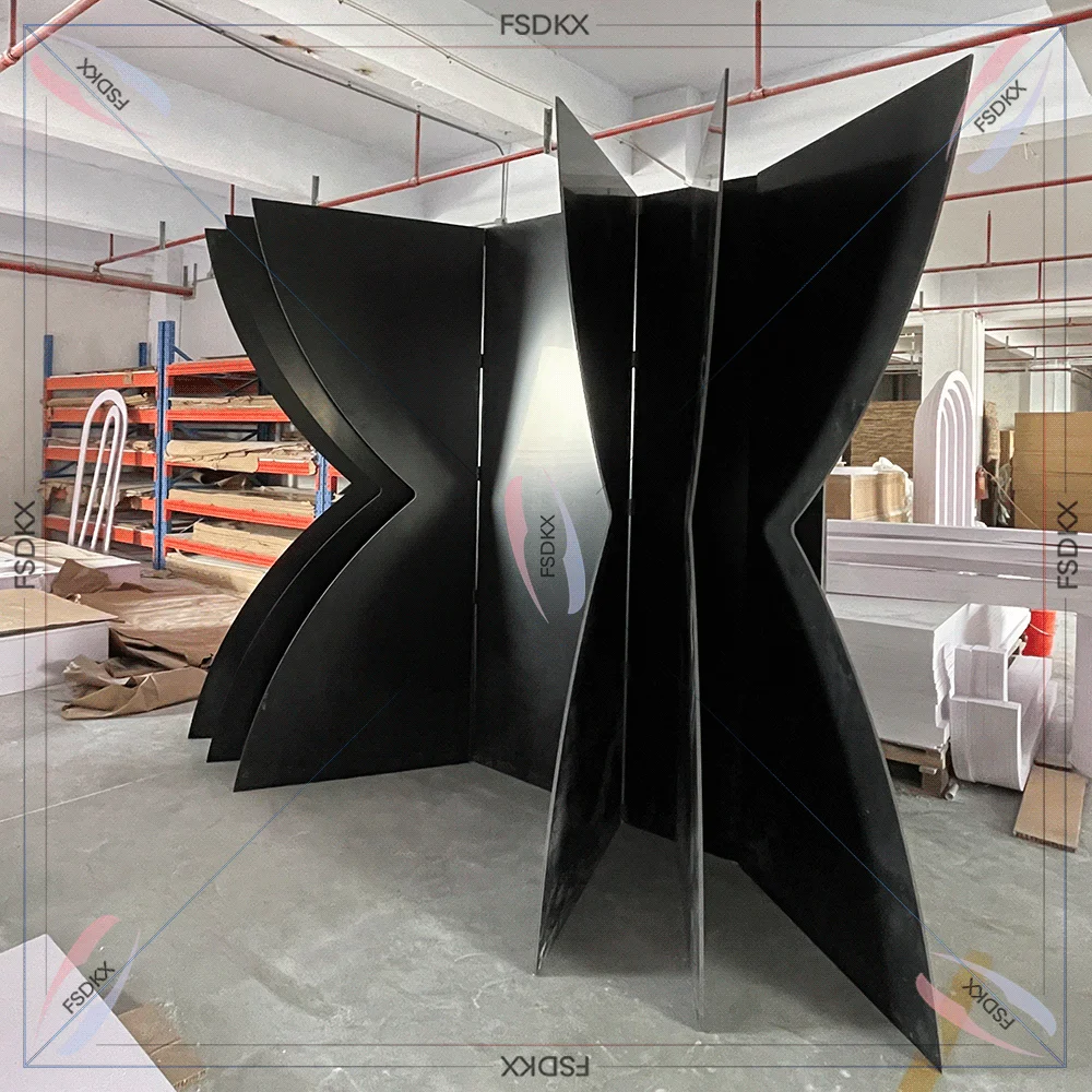 Special Design Amazing Black Glossy Arch Wall Collapse Curved Backdrop Ideas For Weddings