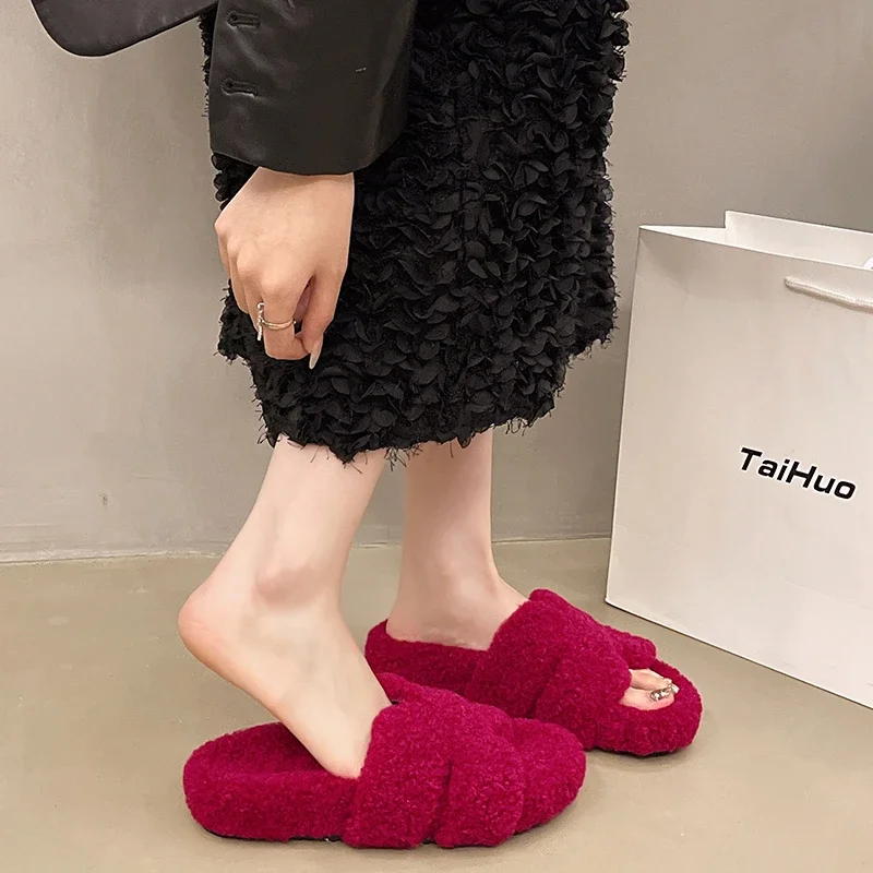 Luxury New Women Feminine High-heeled Fur Drag Outdoor All-match Shoes Slippers Round Head Wedges with Mink Fur Ms Slippers