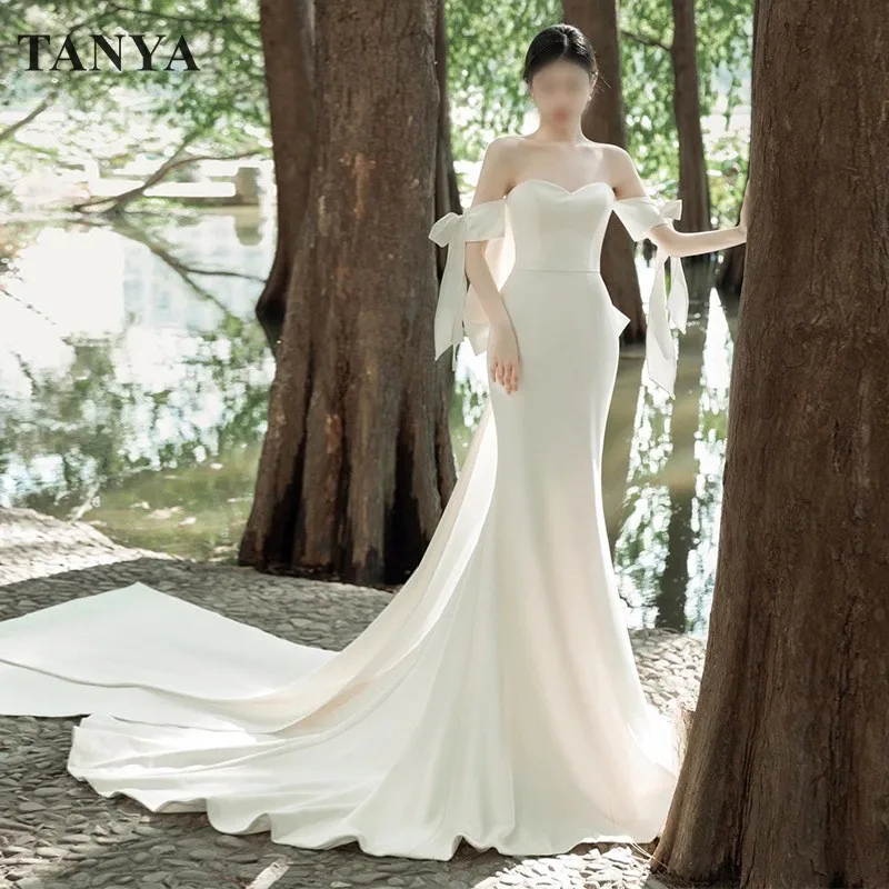 Vestidos de novia de sirena con espalda descubierta, cuello Halter, satén suave, vestido de novia sencillo y modesto, TT485