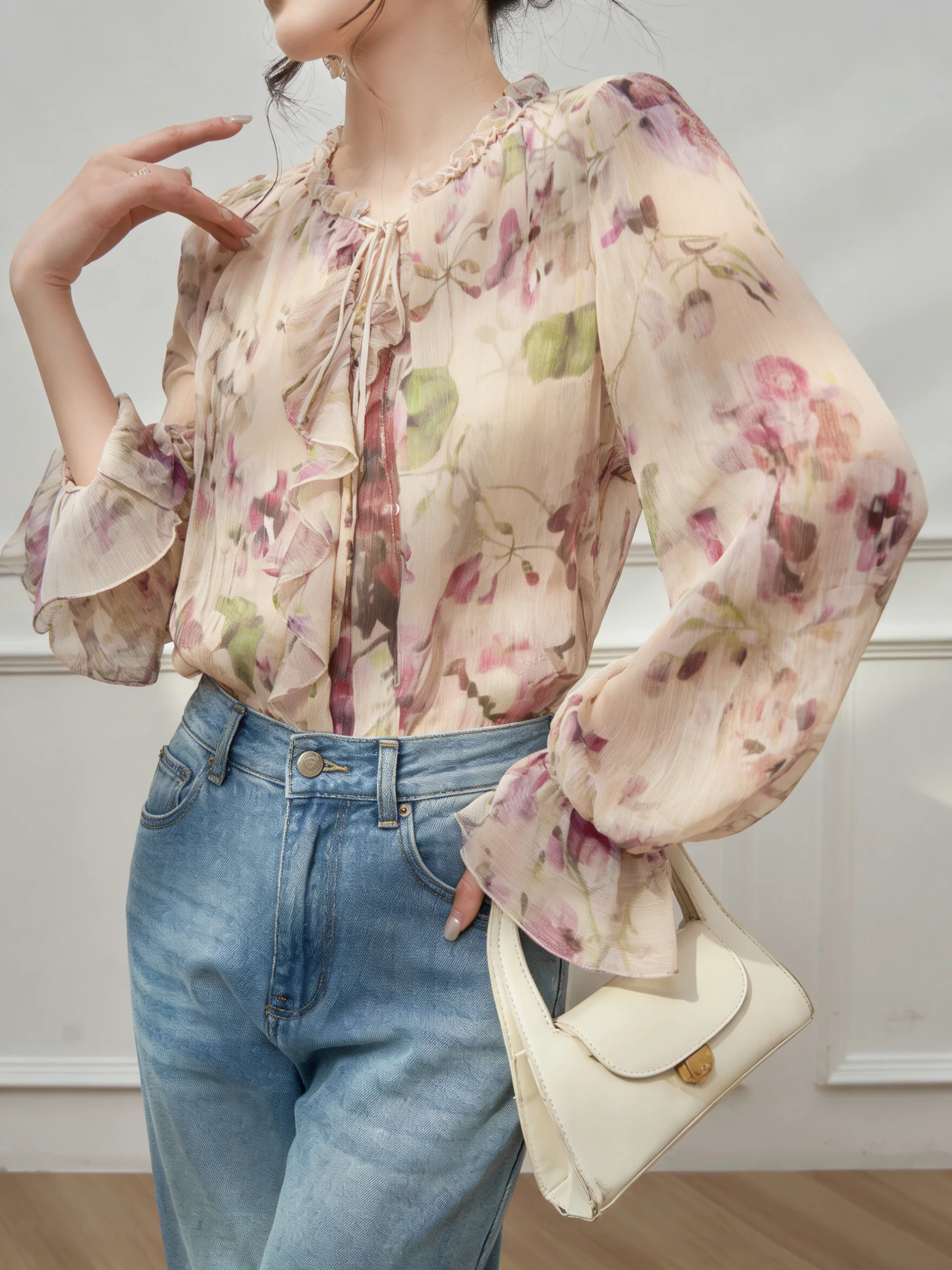 

Элегантная женская блузка из шифона с круглым вырезом и длинными рукавами, с принтом, скрывающая живот, в французском стиле, свободного кроя, с кружевом