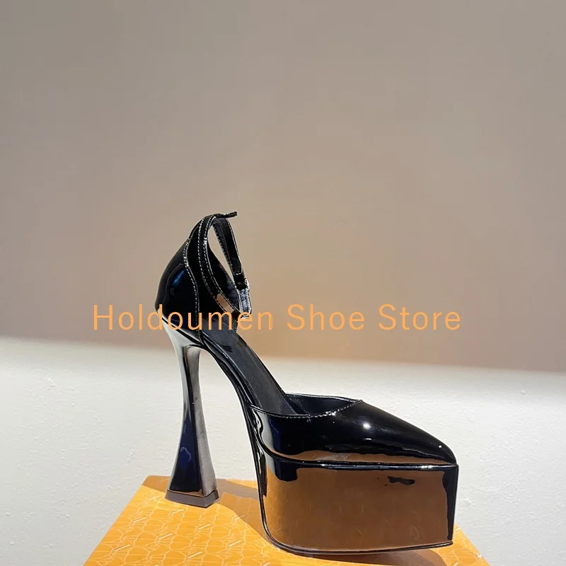 

Women's Black Patent Leather High Platform Sandals Sexy Pointed Toe Strange Style High Heel Sandals Nightclub Dance Dress Shoes