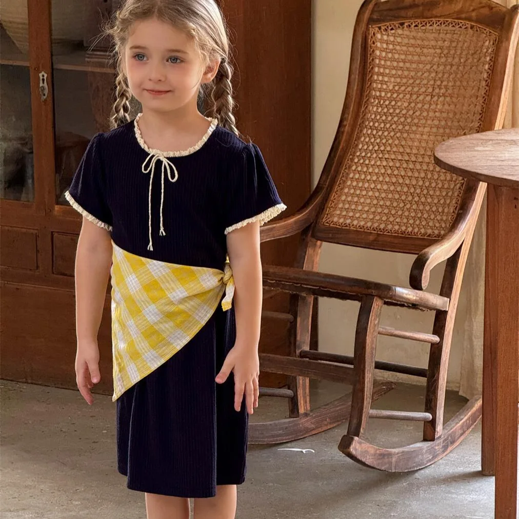 Vestido de punto 2025 Primavera y novedad de verano moda coreana lindo Casual todo-fósforo manga corta vestido de punto con nudo