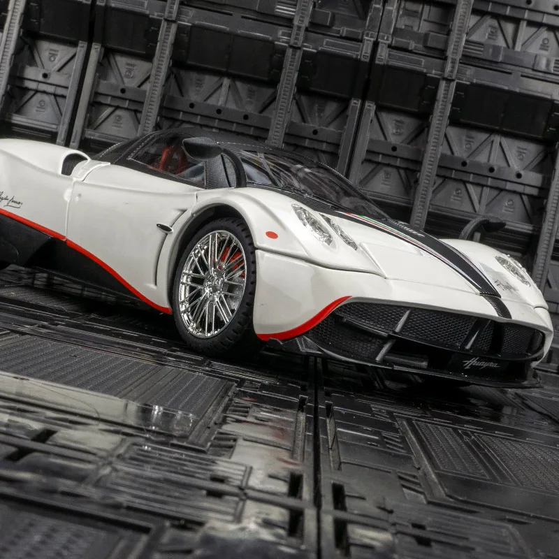 1/18 Pagani huayra dinastia โมเดลรถยนต์สปอร์ตโลหะแบบจำลองรถแข่งของเล่นจำลองเสียงและเบาของขวัญของเล่นสำหรับเด็ก