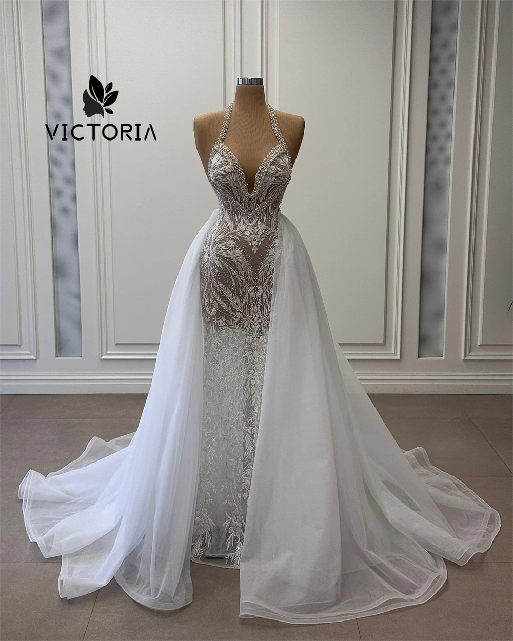 

Luxious White Halter Arabic Wedding Dress For Bride 2025 Beaded A Line Dubai Engagement Gowns With Beads Train mariée Customized