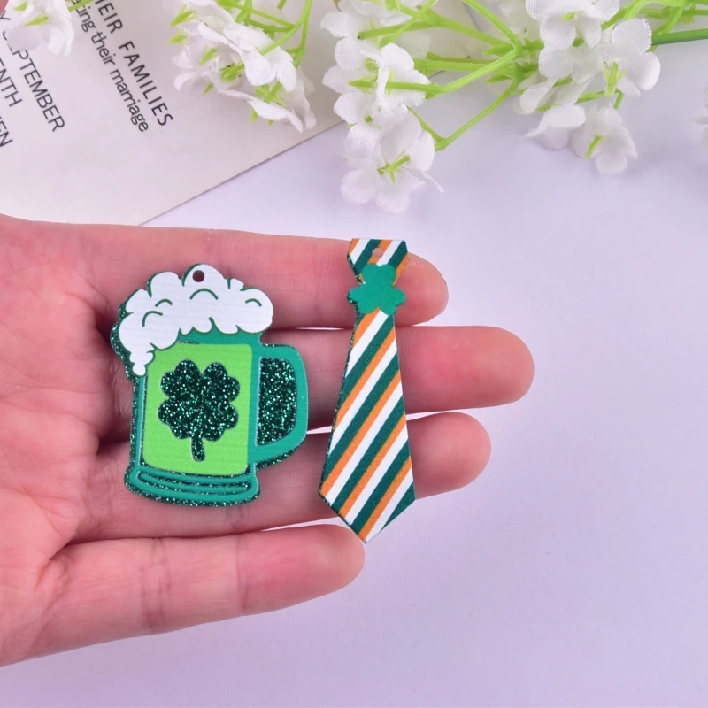 10 teile/paket Mode irischen Tag st. Parker's Day Acryl Charms Anhänger für Ohrring Halskette Schmuck machen Handwerk DIY