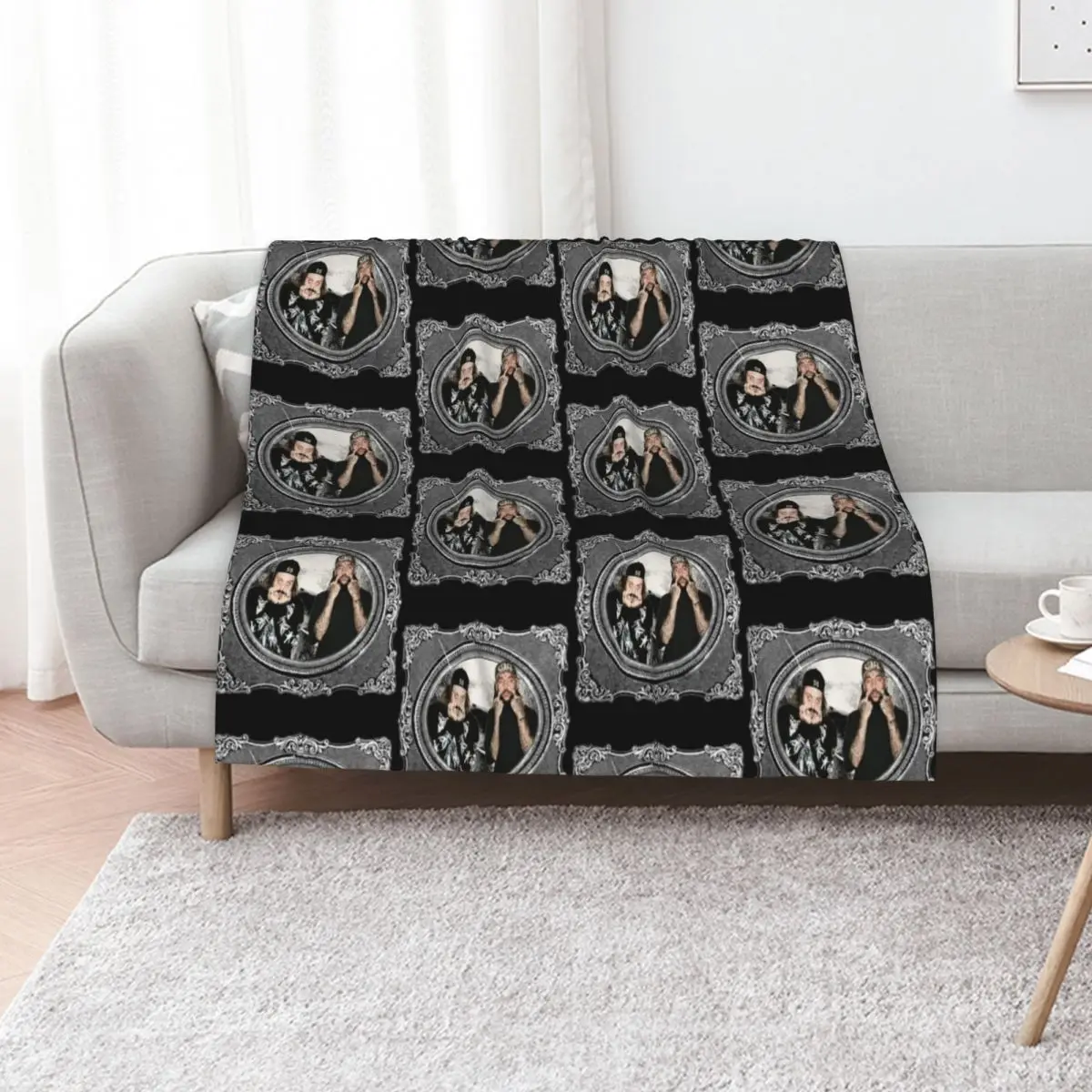 ruby and scrim in cool frame !!! Throw Blanket Large for sofa christmas decoration cosplay anime Winter beds funny gift Blankets