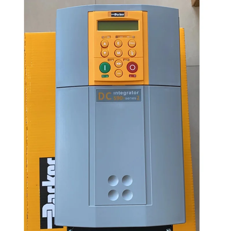 

590 Drive 590P-53215010-P00-U4A0 590P 15A 100% Original DC Drives DC Drive