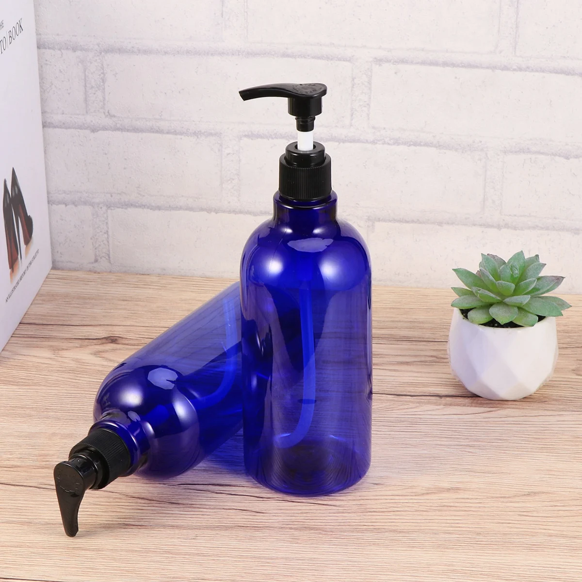 

2 Pcs Shampoo Bottle Travel Bottles Liquid with Pump Handwashing Fluid Dispenser