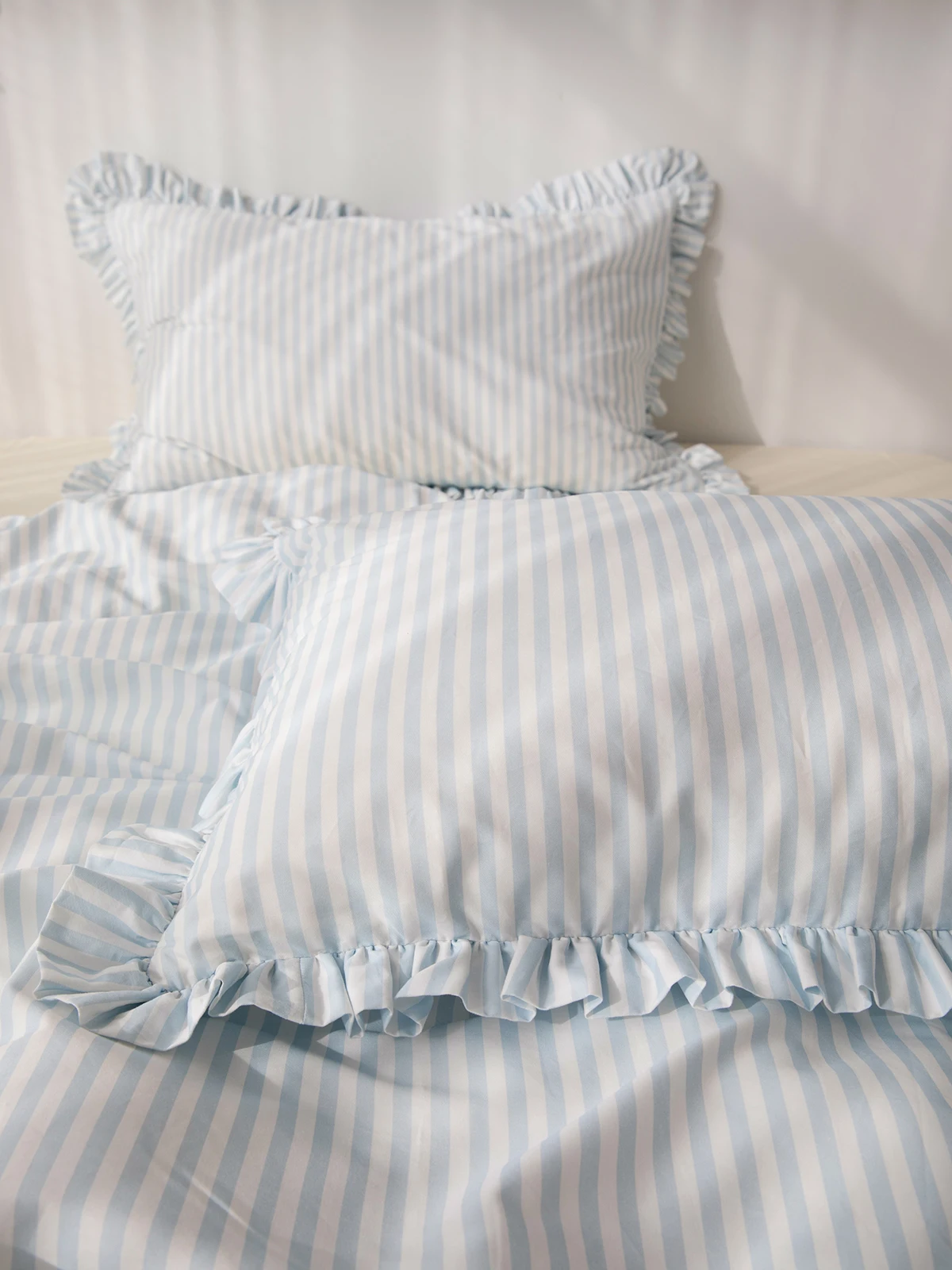 Blue Striped Pure Cotton Bedding Set Three Four Pieces Hello Summer Snail Tower Printed Bedding Set Cute Style All Seasons