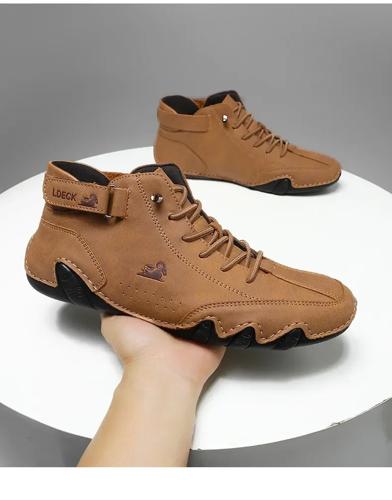 Retro-Herrenstiefel, einfach, vielseitig, wasserdicht, verschleißfest, Wanderschuhe mit weichen Sohlen, atmungsaktiv, bequem, flache Reisestiefel – Detail 10