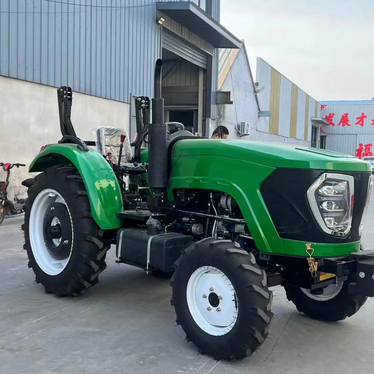 Factory Direct 50Hp 4 Wheel Drive Farm 504 Multi-Purpose Agriculture Tractor With Ce Coc Epa Certificate