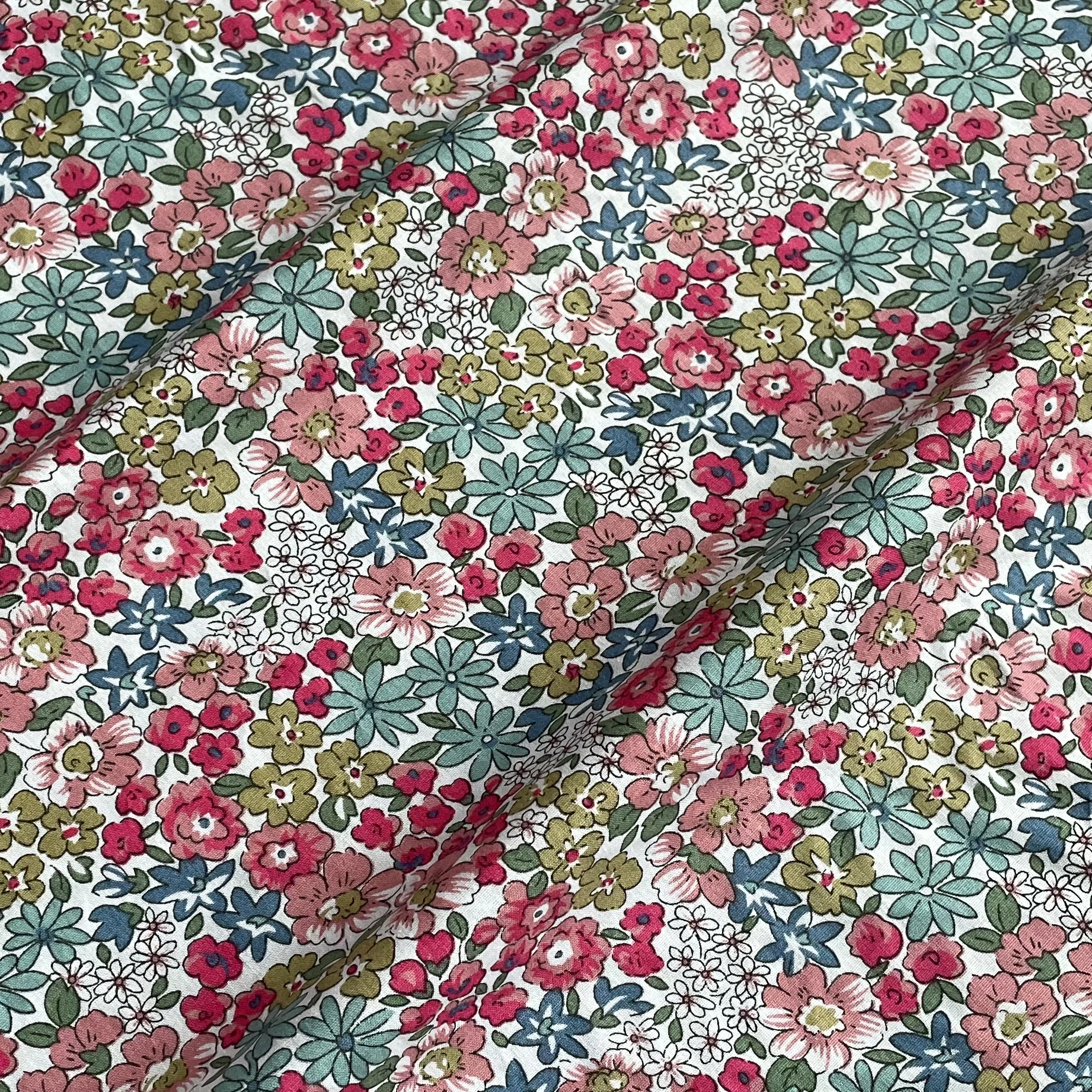 Tecido floral para pano de costura, 100% algodão, 40S como, liberdade, impressão digital, vestidos, saia, crianças, Designer, artesanal, novo,