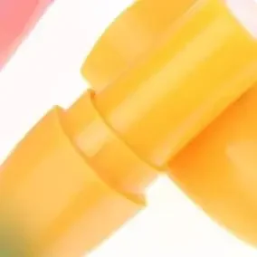 Contenedor de embalaje de cosméticos elegante, botella vacía para lápiz labial, tubo de bálsamo labial de 12,1mm, herramienta de maquillaje con forma de plátano, 1 Uds.