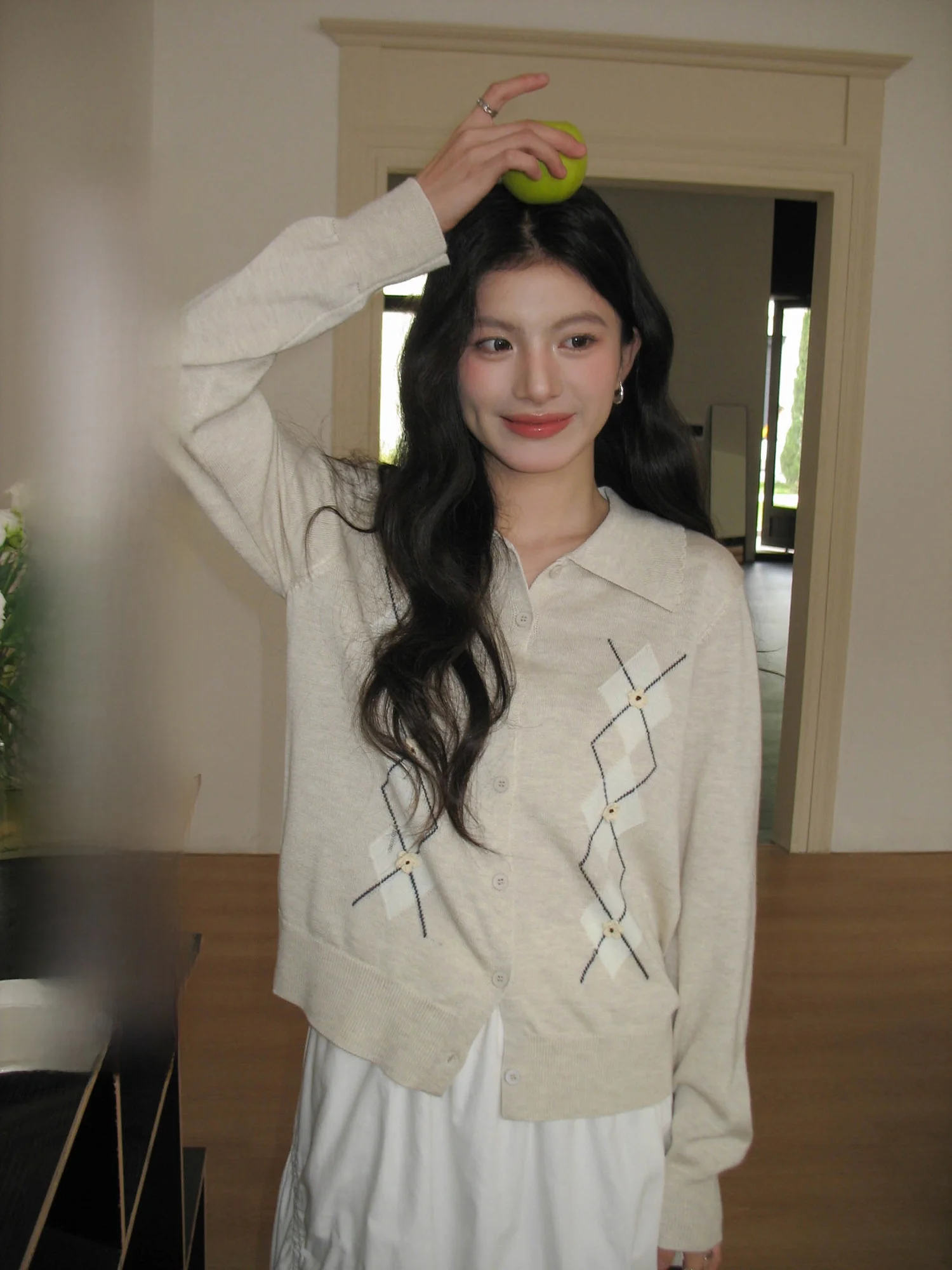

Spring 2026 New Style Women's Knitted Neck Long Sleeve Slim Fit Diamond Patterned Top Fashionable Lightweight Artistic Wind