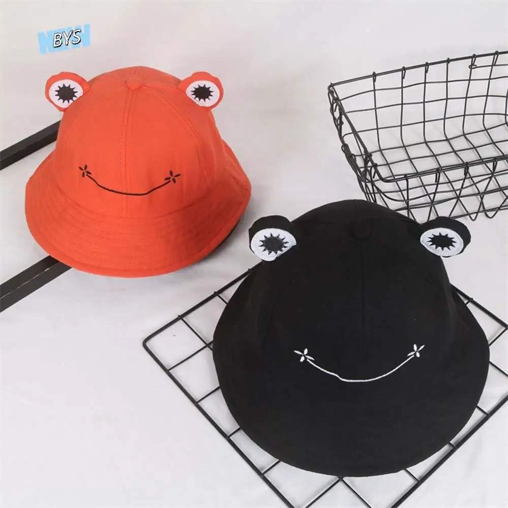 

Anti-Fog Dust proof Sun Protective Women Embroidery Frog Bucket cap Sun Hat Visors Hat Fisherman's hat