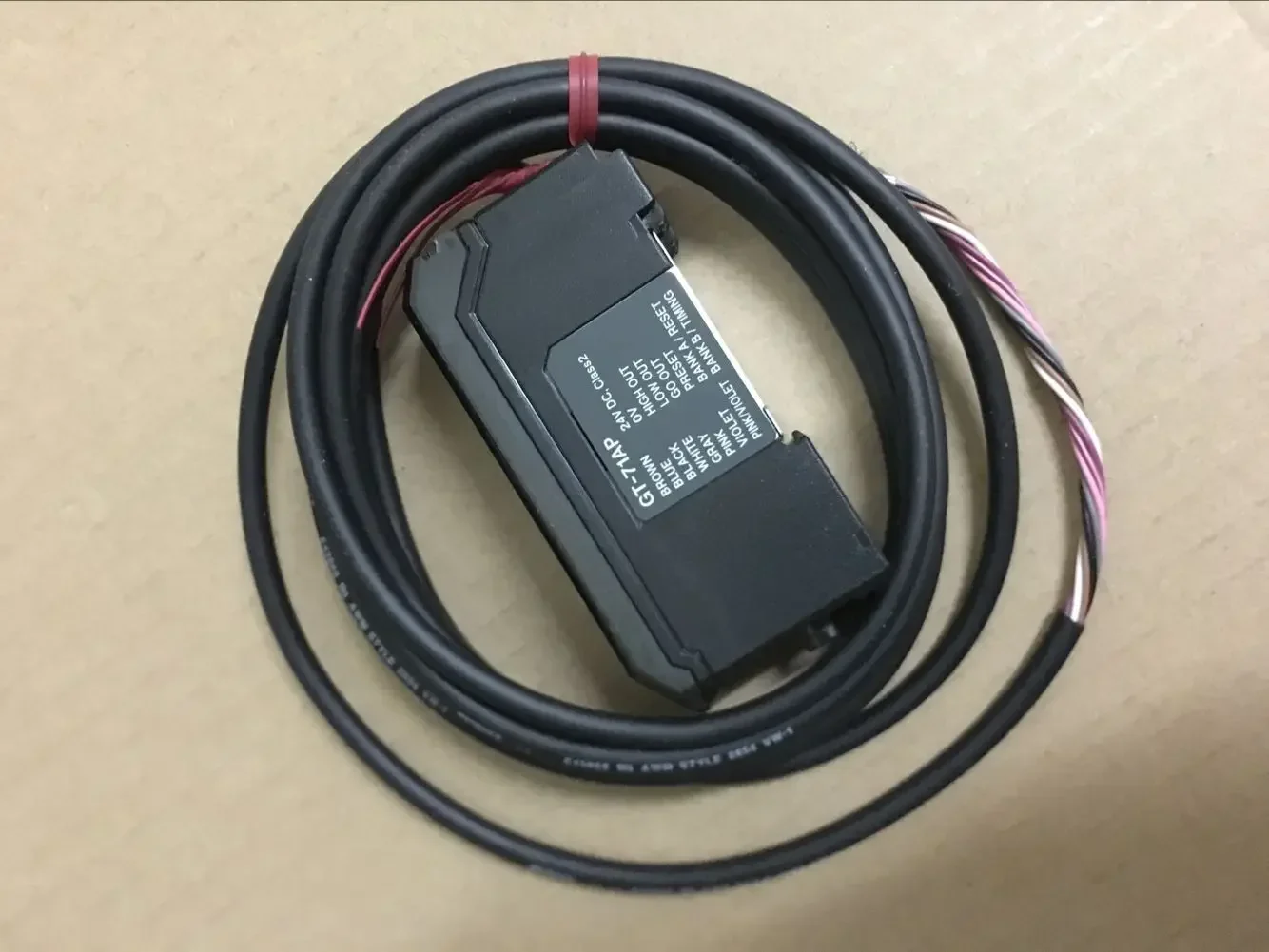 

Special offer Japan new original KEYENCE: GT-75A