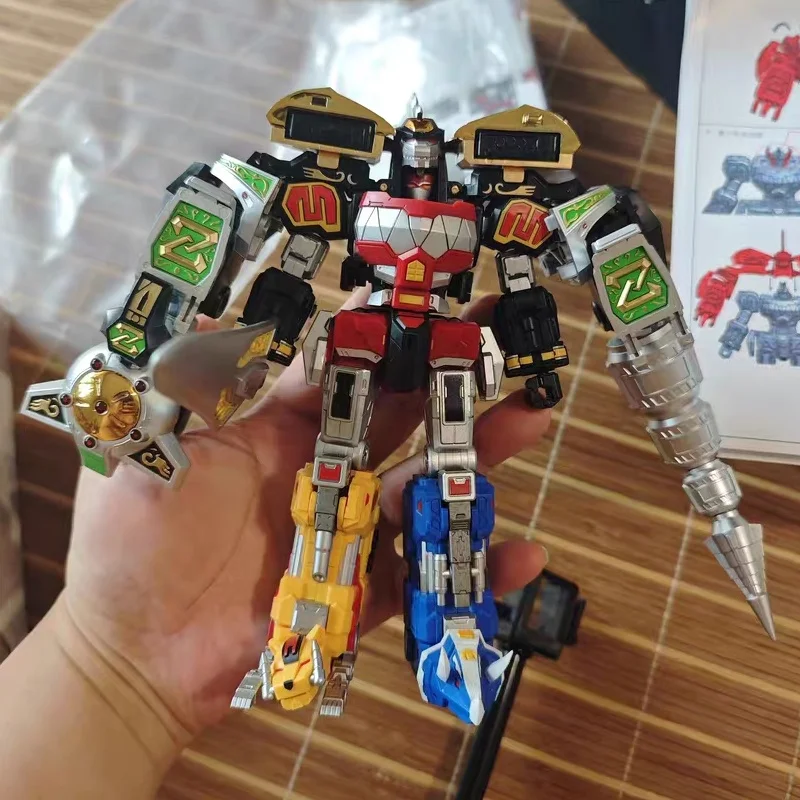 متوفر في المخزون لاكي كات مايكرو كوزموس Mc-03b Mc-05 Mc-01s الوحش لورد أنيمي عمل الشكل روبوت نموذج جمع لعبة هدية الديكور