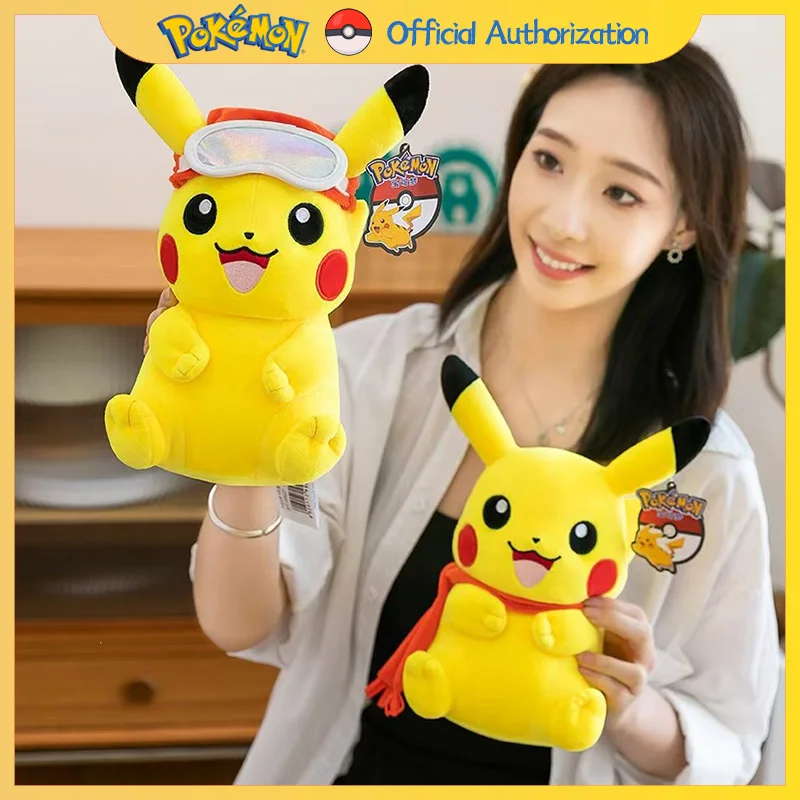 

Оригинальные товары Pokemon, плюшевая игрушка Пикачу 28 см, милая мультяшная мягкая кукла, сувенир с аниме-фестиваля, кавайный подарок на день рождения с изображением покемона