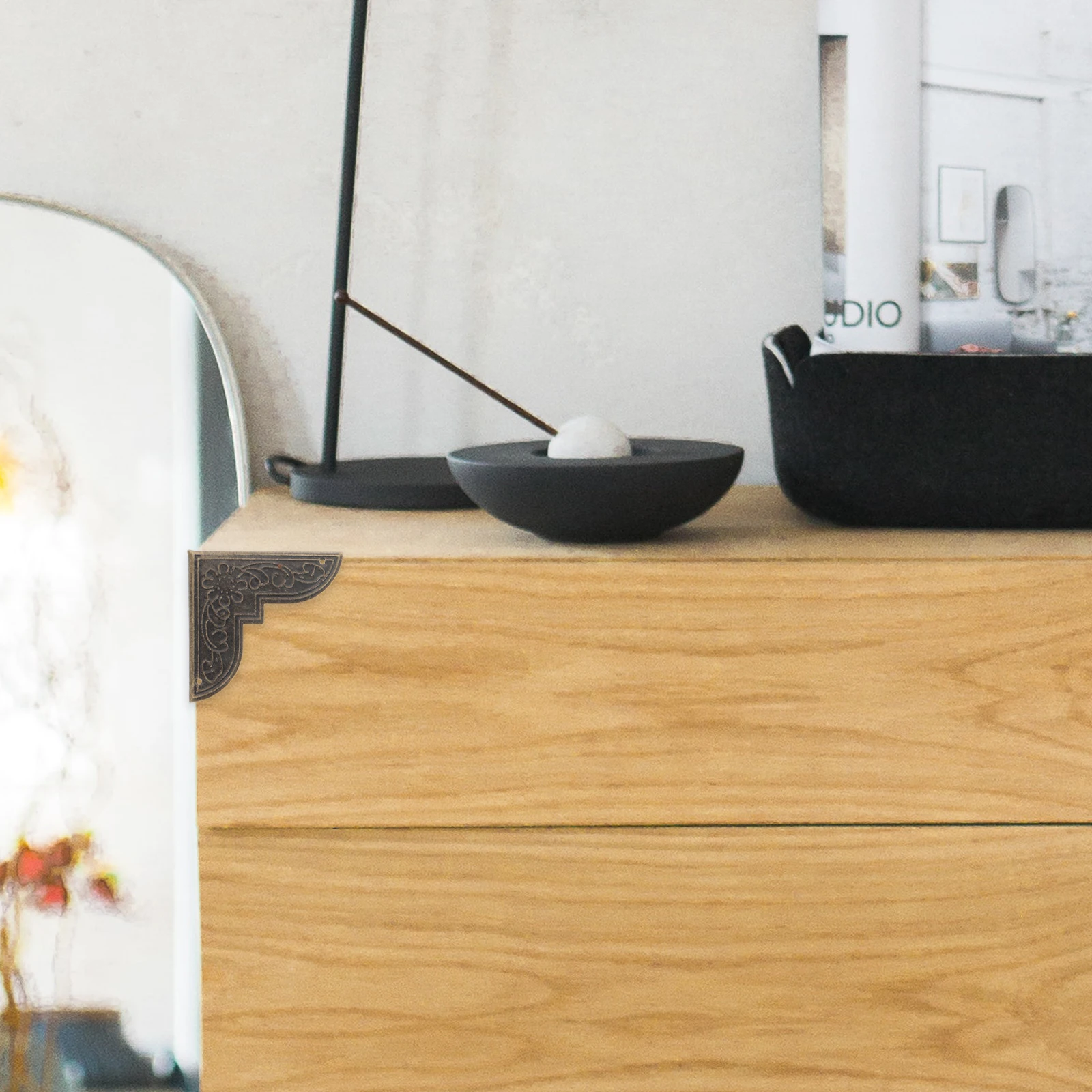 

20Pcs Decorative Metal Corner Protector Box Edge Guards Vintage Wooden Jewelry Furniture Corner Guards