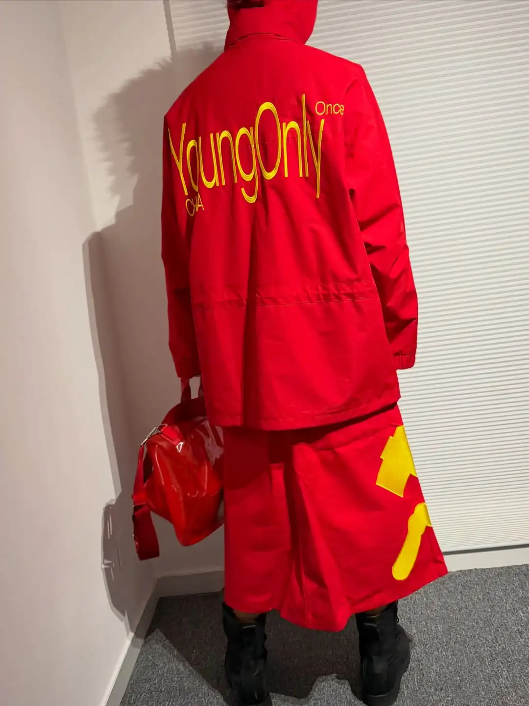 China Racing Suit Set Women Red Hoodie Contrastingy Loose All Embroider Two-piece Set Jacket Wide Leg Sports Pants
