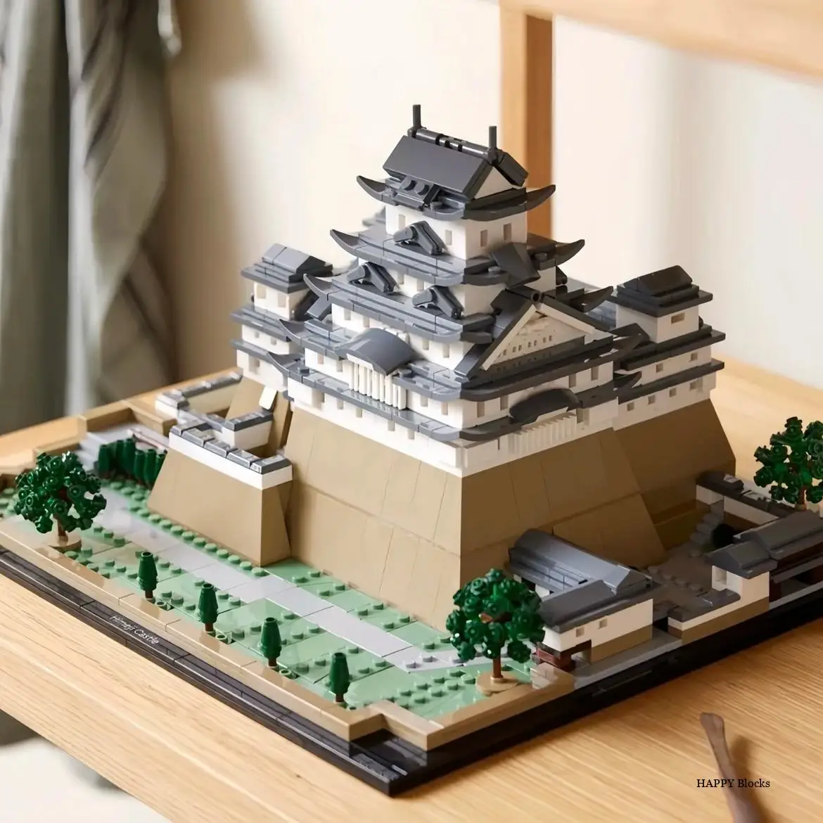 

2024 New 2125Pcs Himeji Castle Architecture 21060 Building Blocks Bricks Toys For Adult Kid Art Home Decoration Christmas Gift