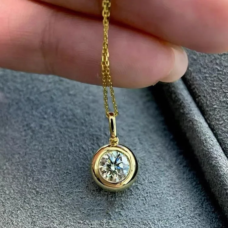 Foydjew New Fashion Simple 1 Carat Cubic Zirconia Round Small Pendant Silver Color Necklaces Clavicle Chain For Women