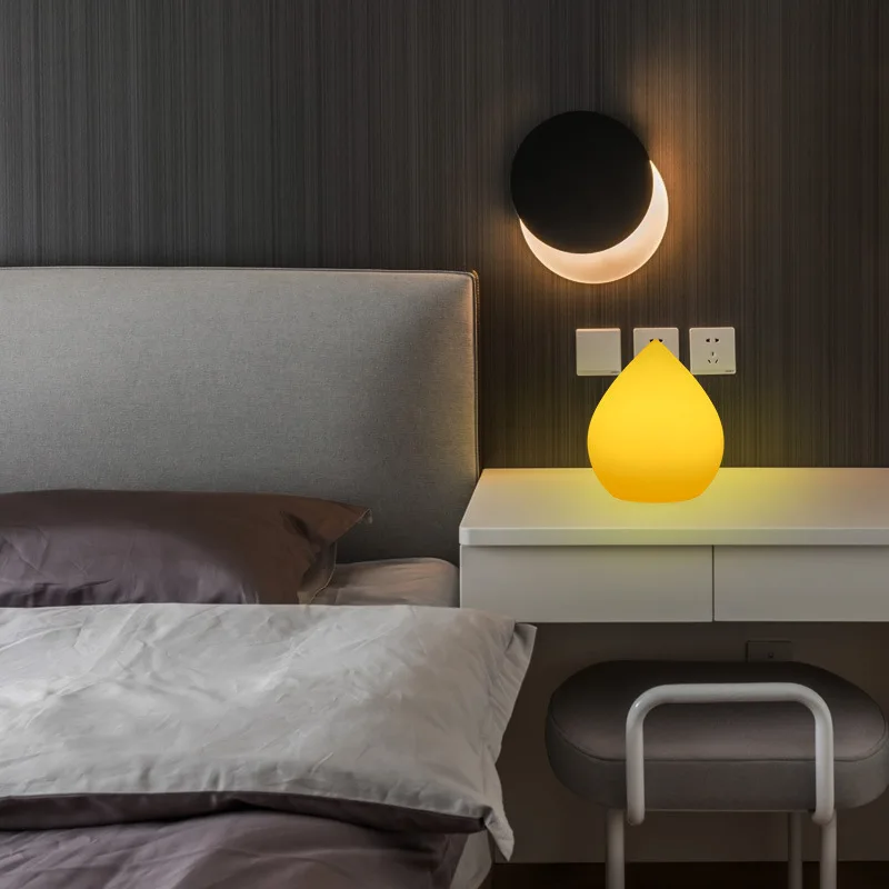 LED decorative night light, simple home peach-shaped atmosphere bedside lamp creative bar desk lamp charging