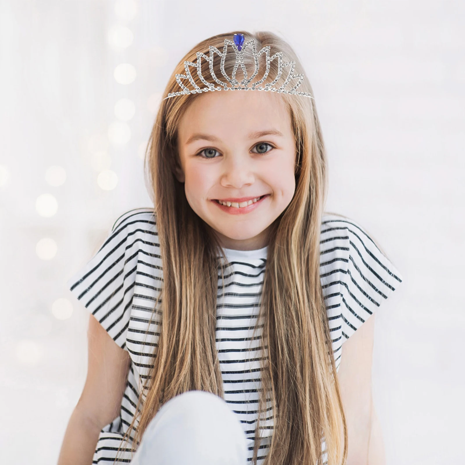 

Princess Crown Women Tiara Rhinestone Hair Accessories Girls Headdress Wedding Tiaras Child Metal Durable Lightweight