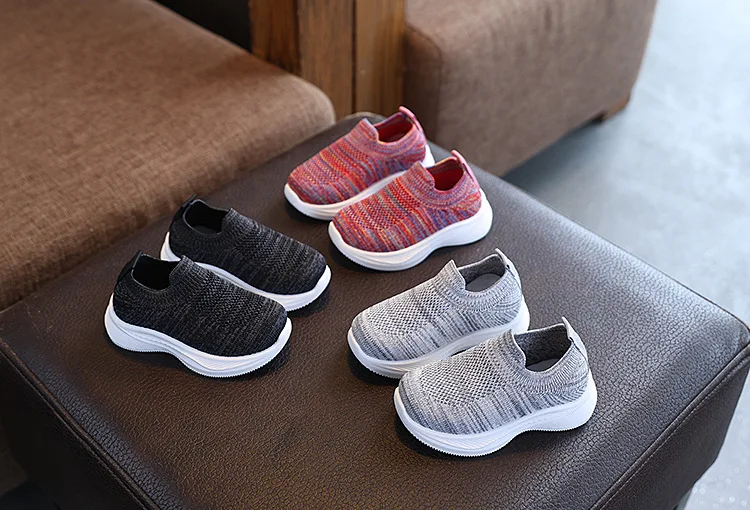 Kinder-Laufschuhe für Jungen und Mädchen, Lässige Atmungsaktive Rutschfeste Mesh-Walkingschuhe mit Weicher Sohle für Kleinkinder – Detail 4