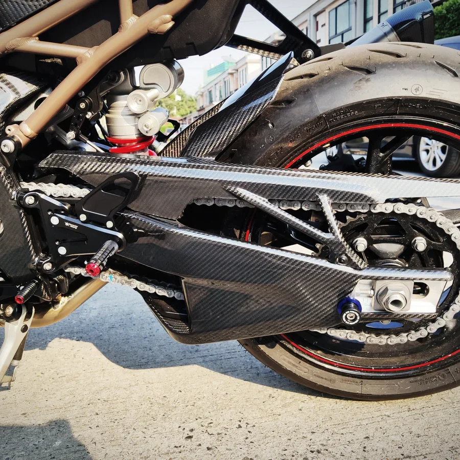 Carbon Fiber Motorcycle Accessories for BMW S1000RR 2019-2022 M1000RR S1000R 2021+ Rear Fender Chain Guard
