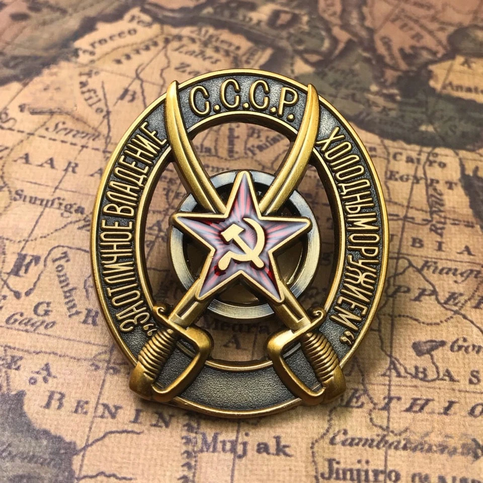 Soviet Union Red Star Medal Commander Sabre Souvenir Medal Cap Badge Decoration Badges