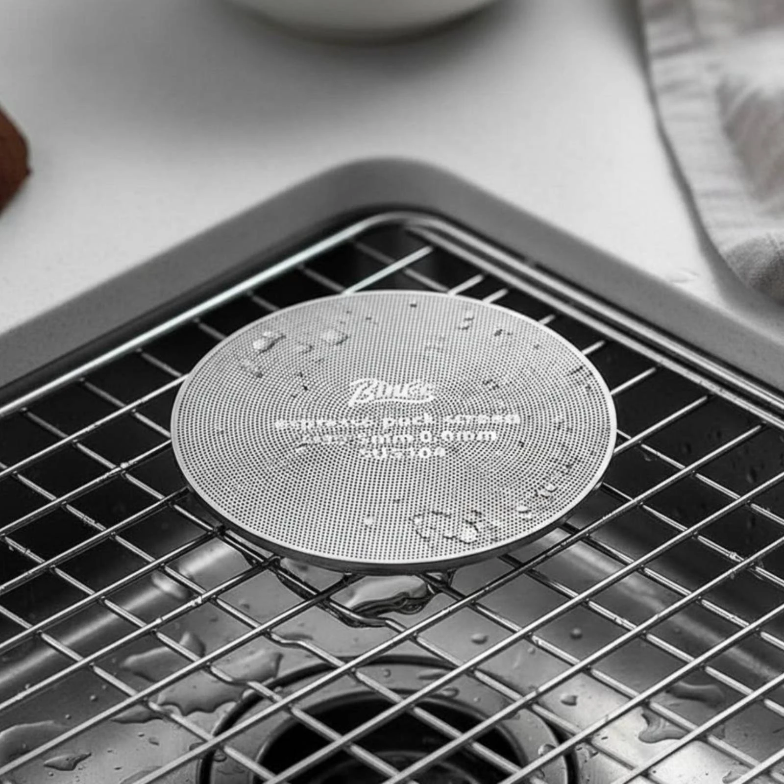 Espresso Puck Screen Improves Extraction Portafilter Contact Screen Reusable Coffee Strainer Disc Stainless Steel for Baristas
