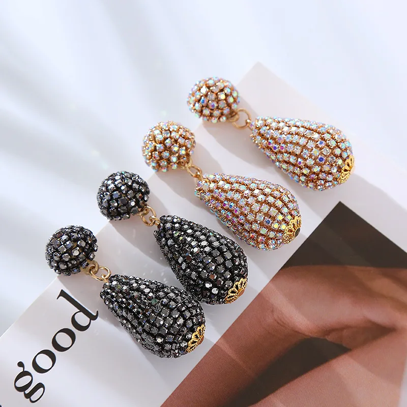 Fashion light luxury style earrings, colored diamonds, super flash water drop earrings, retro long temperament, claw diamond ear