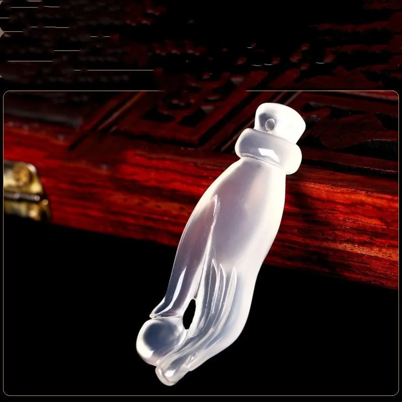 Ice Kind of Chalcedony Guanyin Hand Three-dimensional Carved Buddha Palm Pearl Jade Pendant White Agate Necklace Men and Women