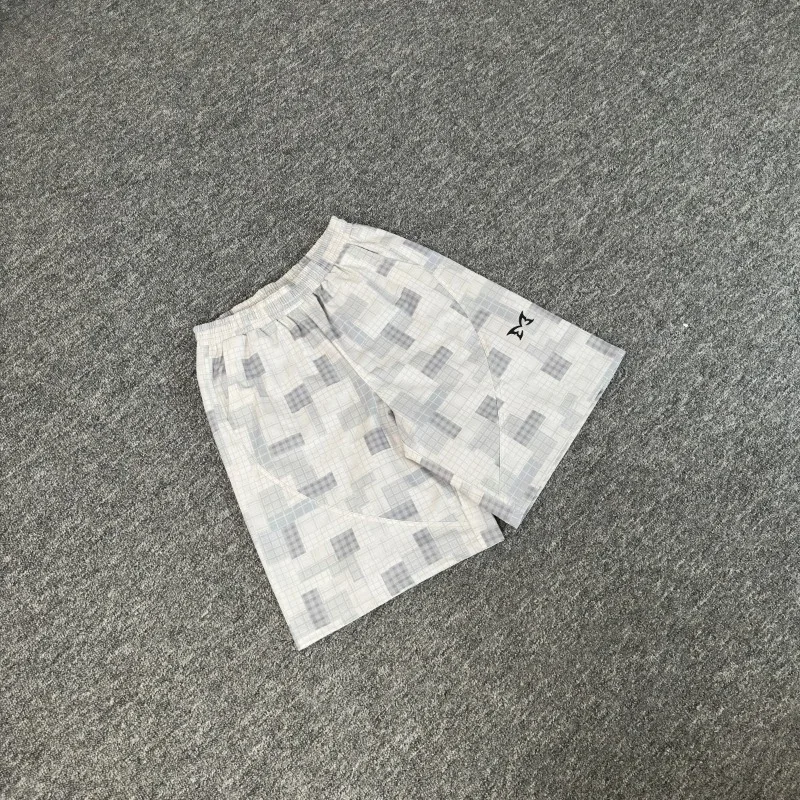 

Mertra Sporty Camouflage Checkered Capri Shorts Men Women Loose Versatile Straight-leg Casual Short Pants