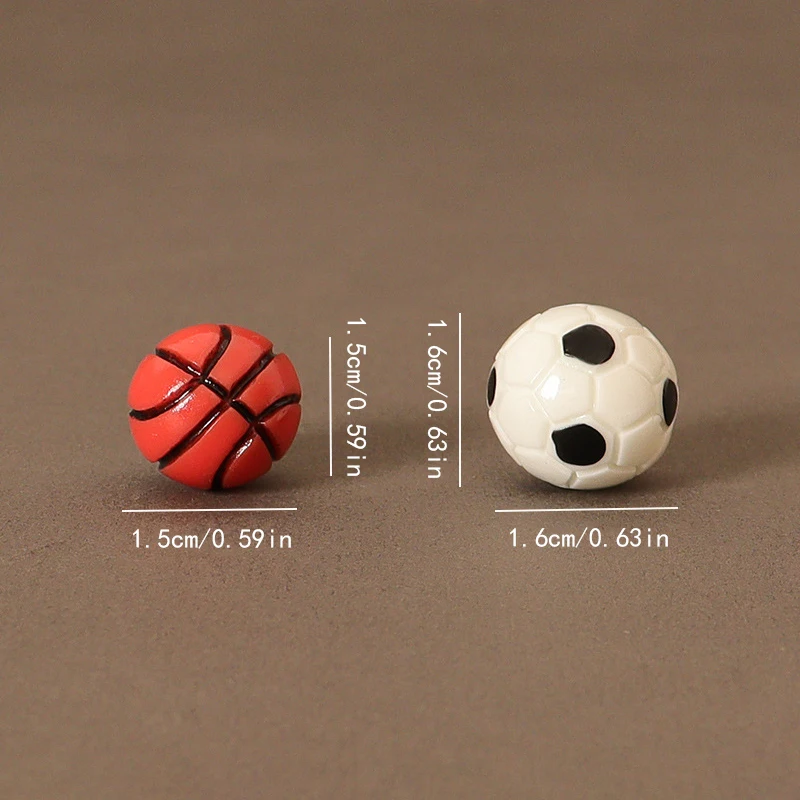 2 Stks/set 1:12 Poppenhuis Miniatuur Sportballen Voetbal Basketbal Outdoor Sportscène Decor Speelgoed Poppenhuis Accessoires