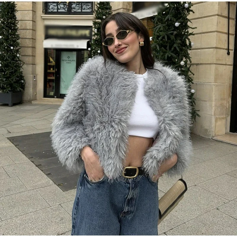 Faux Fur Jackets Women Loose Soft O-neck Long Sleeve Coats Female 2024 Winter New Fashion Warm Outwears Lady